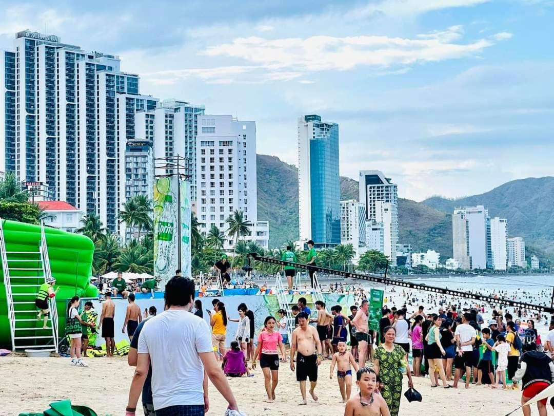 Beachfront Scenia Bay Apartment Nha Trang Exterior foto