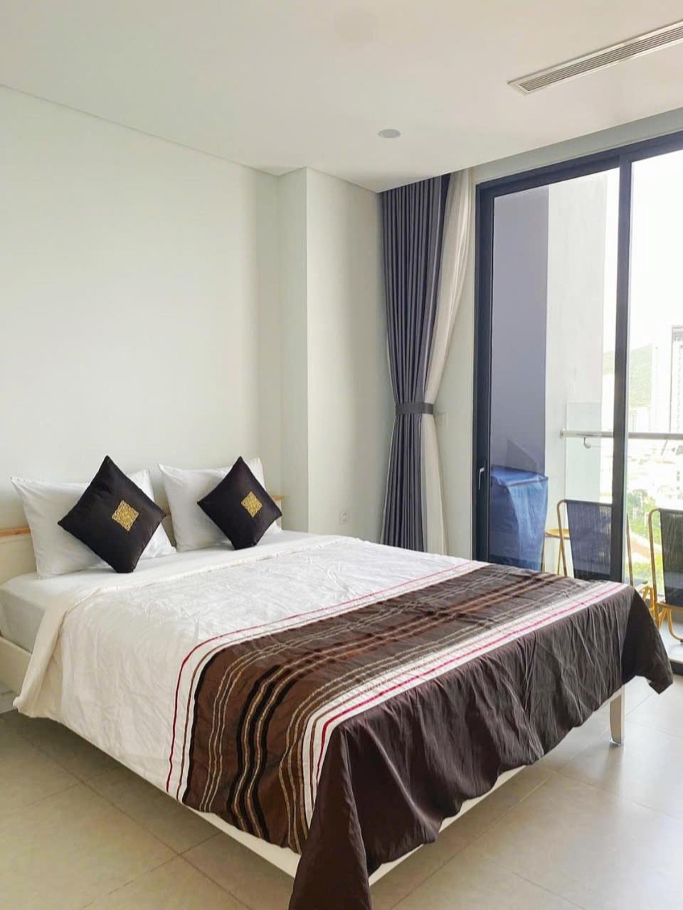 Beachfront Scenia Bay Apartment Nha Trang Exterior foto