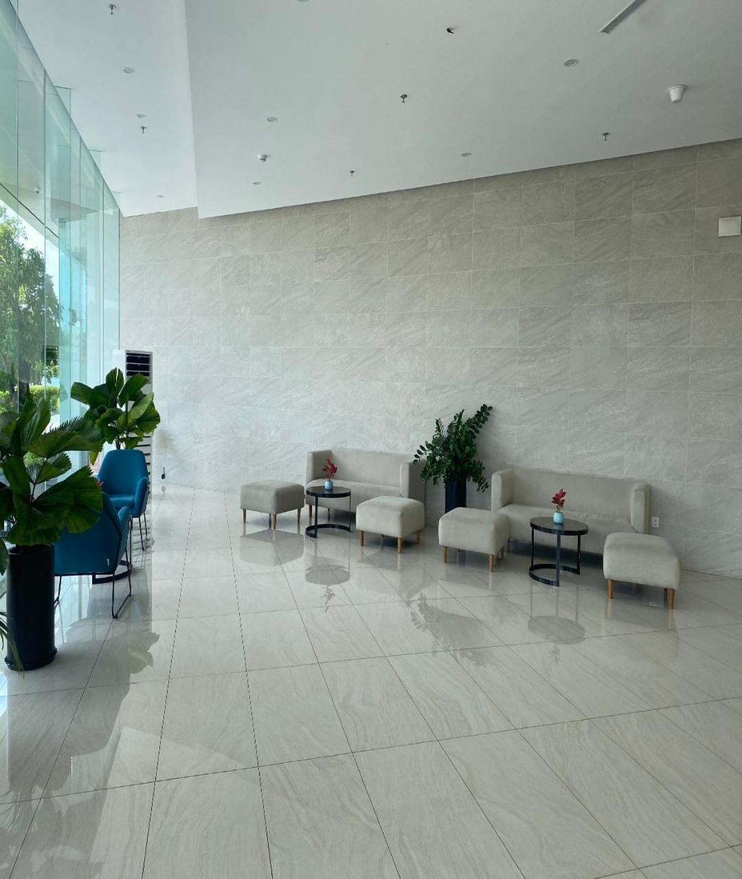 Beachfront Scenia Bay Apartment Nha Trang Exterior foto